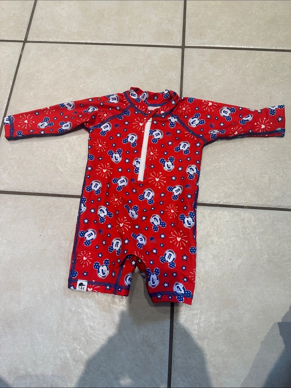 Kids Red Mickey Print Long-Sleeve Rash Guard Swimsuit